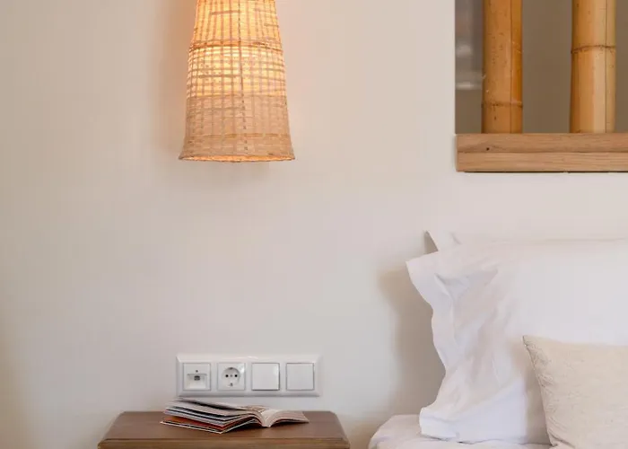 ホテル ファイニカス Aliko Beach