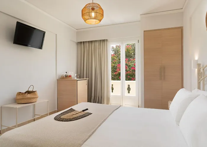 ファイニカス Aliko Beach