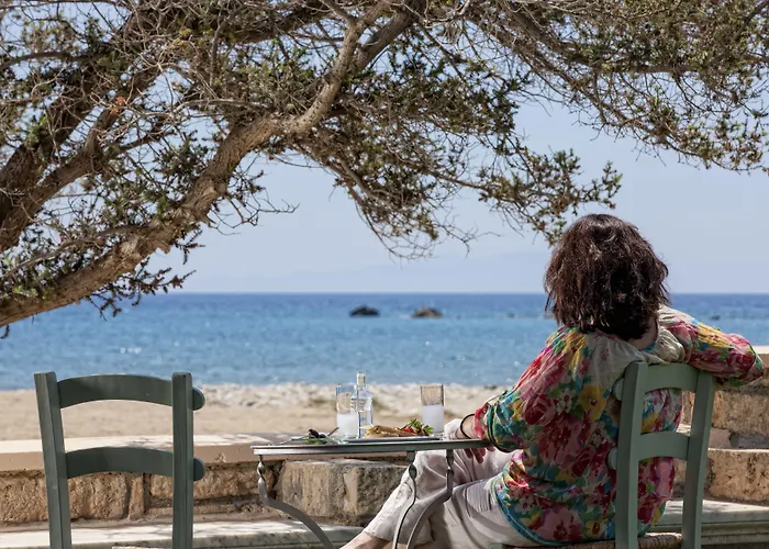 ファイニカス ホテル 4*