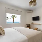 Otel Finikas 4*