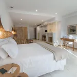 Finikas 4*