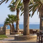 Otel Finikas