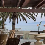 Finikas Otel 4*