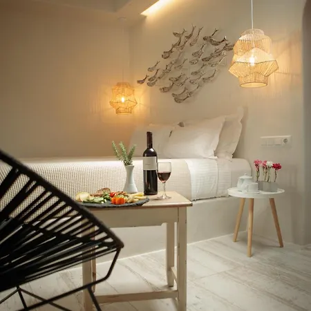 Finikas Hotel 4*