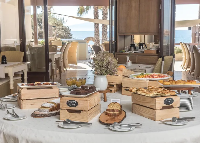 Hotel Finikas Aliko Beach